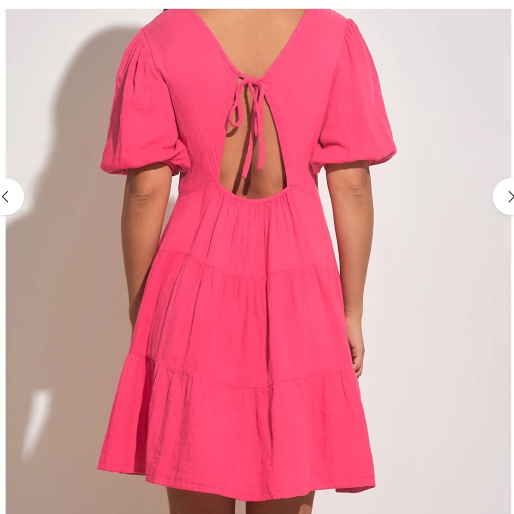 NWT ELAN Sexy Deep V Neck Puff Sleeve Ruffle Dress - Picture 2 of 8